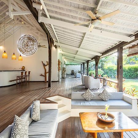 4 Bedroom Villa - Kerobokan سمينياك المظهر الخارجي الصورة