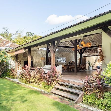 4 Bedroom Villa - Kerobokan سمينياك المظهر الخارجي الصورة