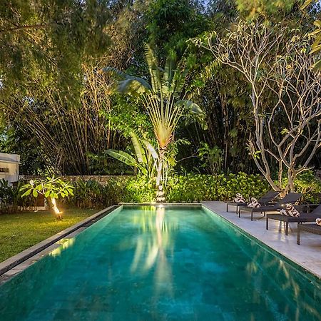 4 Bedroom Villa - Kerobokan سمينياك المظهر الخارجي الصورة
